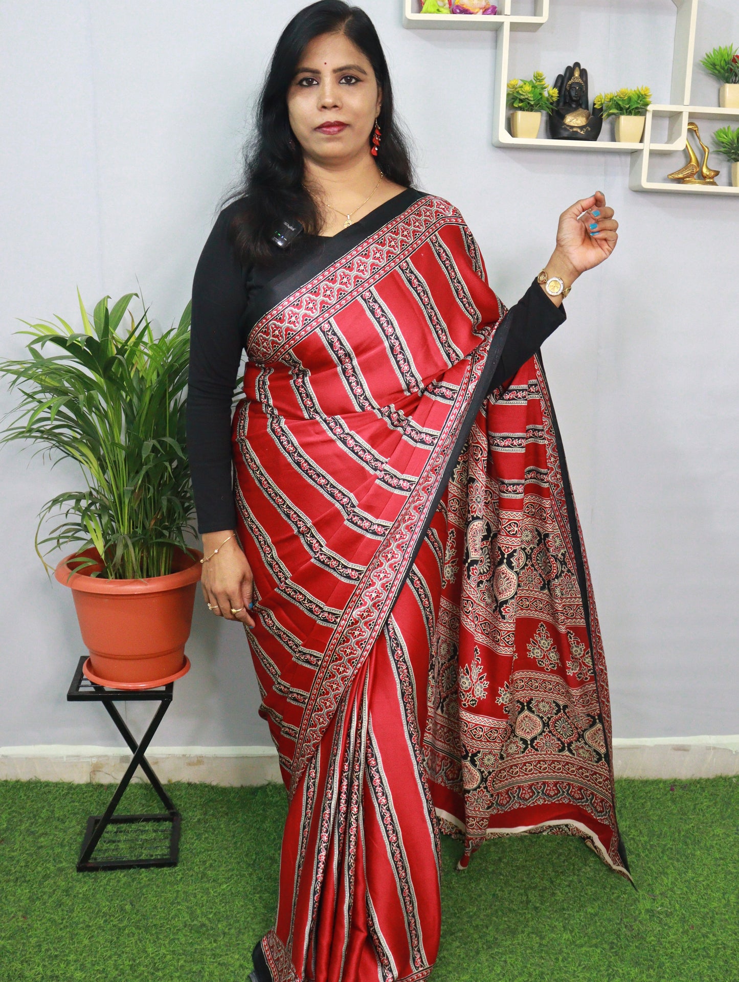PURE CRAPE SILK SAREE