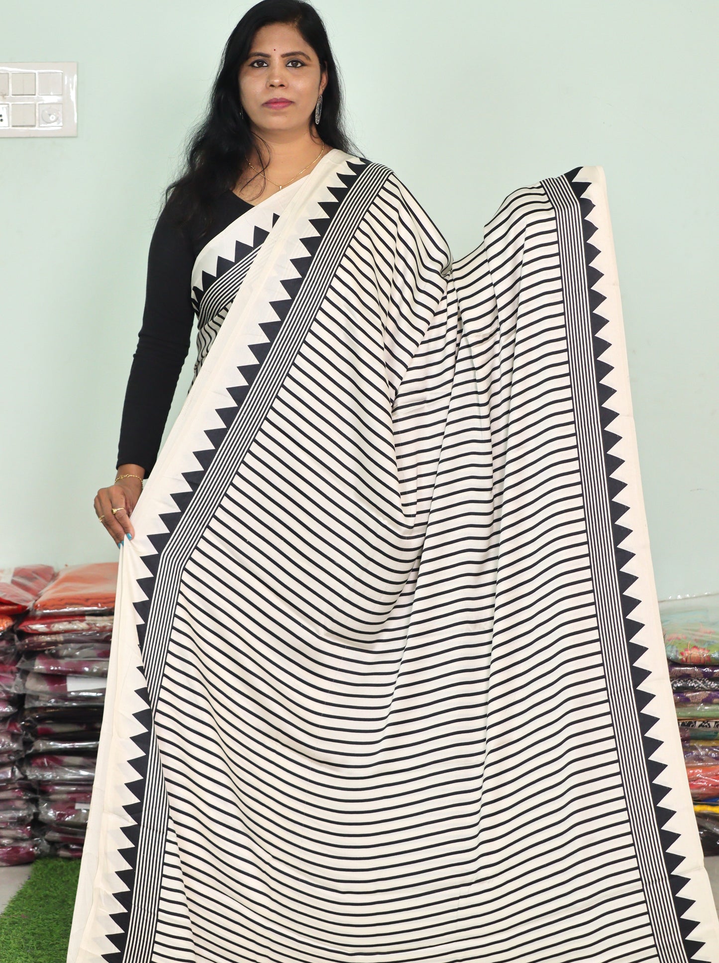 EXCLUSIVE CRAPE SILK SAREE