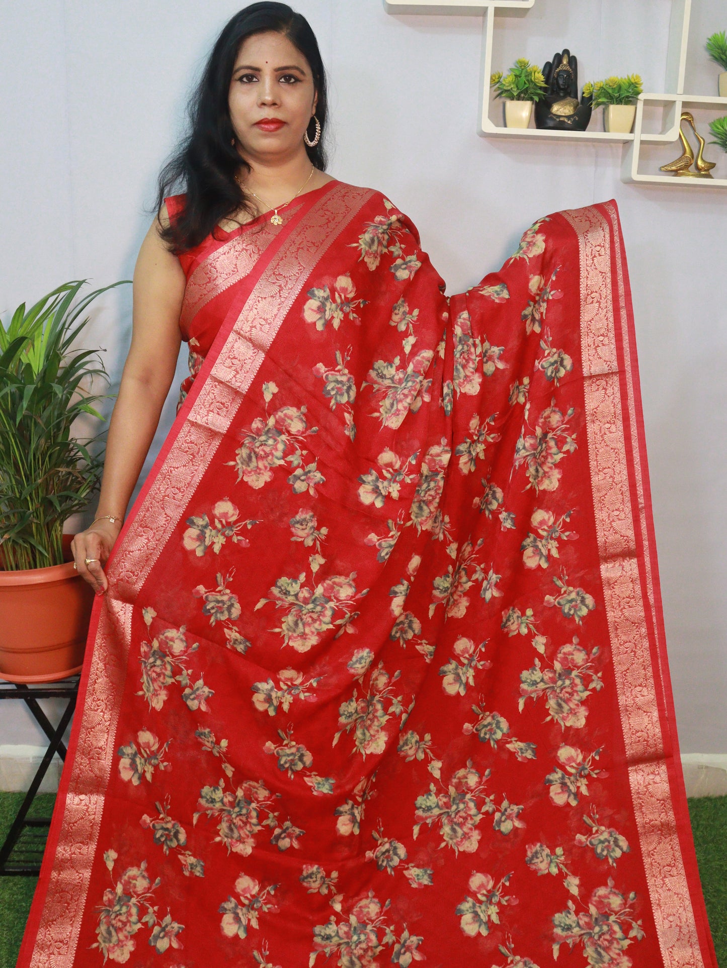 EXCLUSIVE GEORGETTE DESIGNER SAREE
