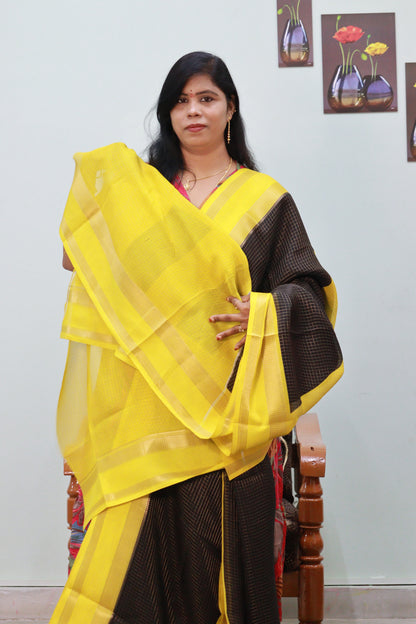 Exclusive Georgette Saree💛