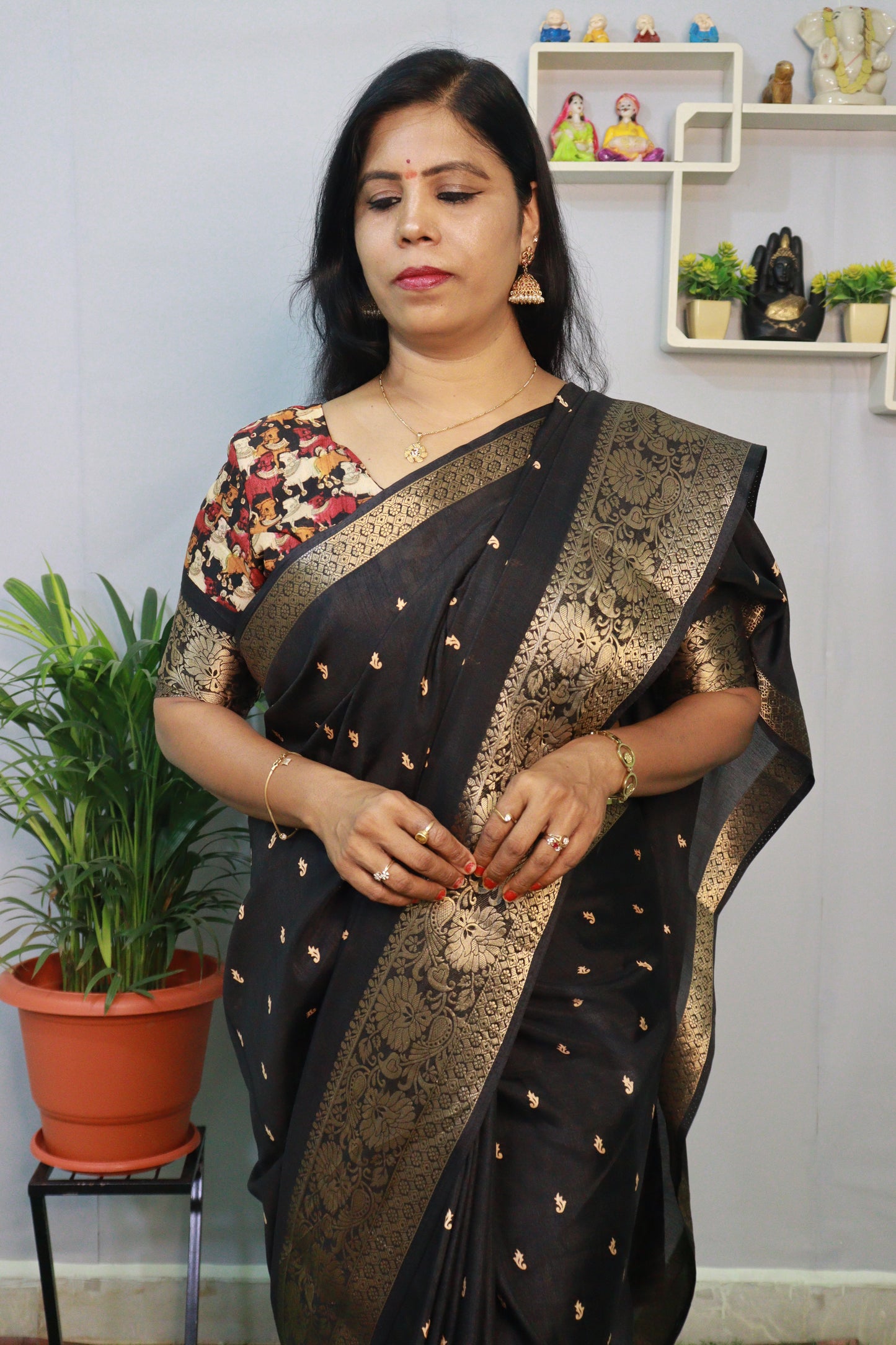 DOLA SILK WITH KANCHI BORDER SAREE