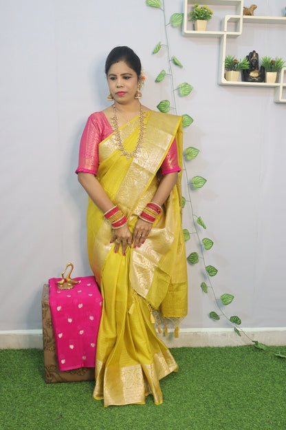 BANARAS WARM PATTU💛..!!