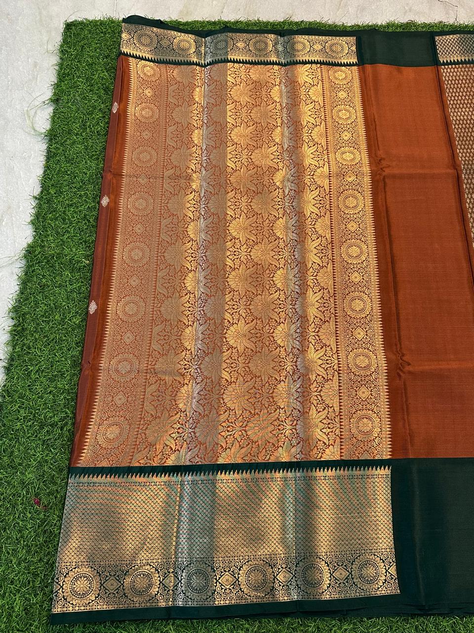 EXCLUSIVE BANARAS WARM PATTU SAREE