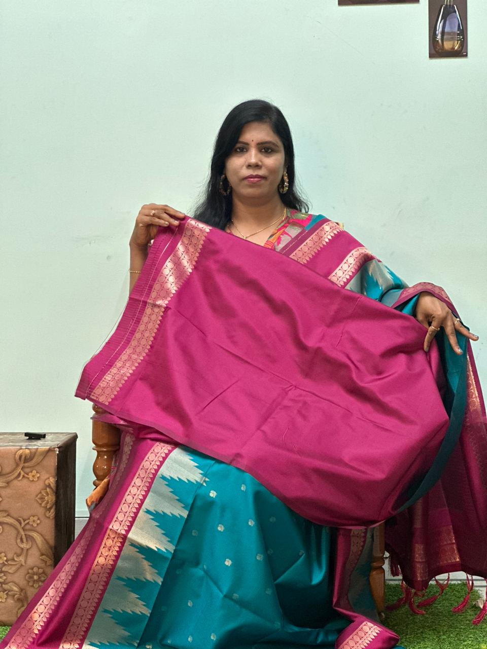 Exclusive Gadwall Semi Pattu Saree
