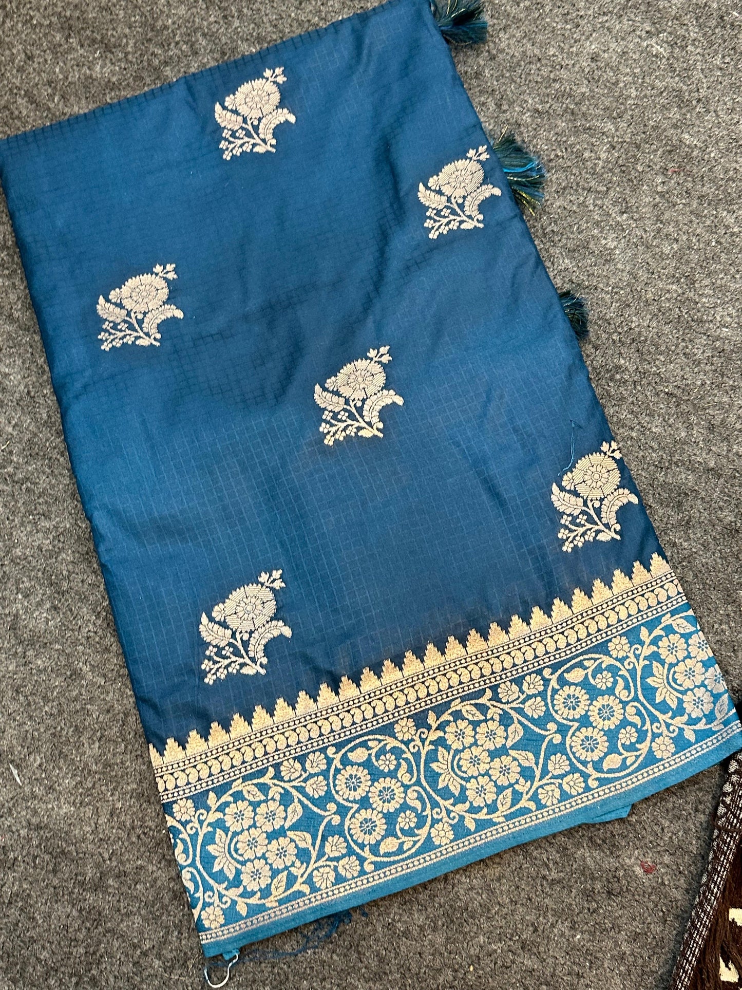 Beautyfull Ho silk sarees