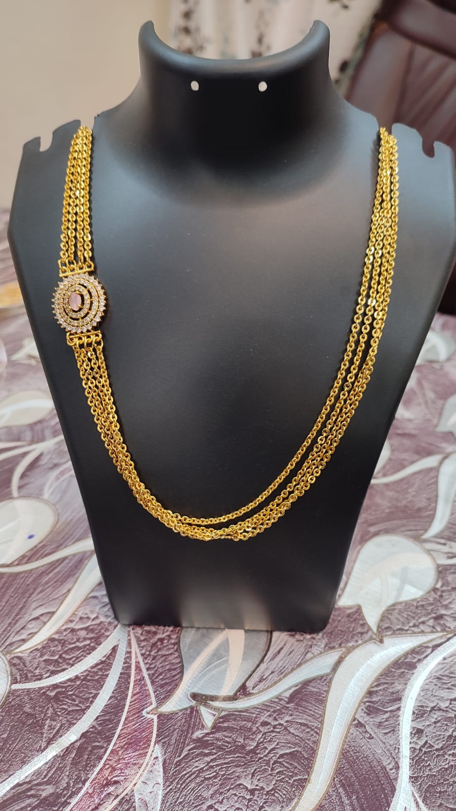 Royal Emerald Side-Pendant Layered Mala
