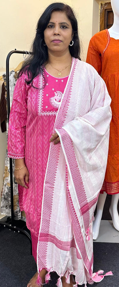 Beautfull embroidery slub cotton dresses
