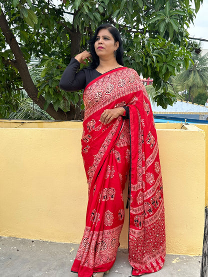 Beautyfull  Crape saree